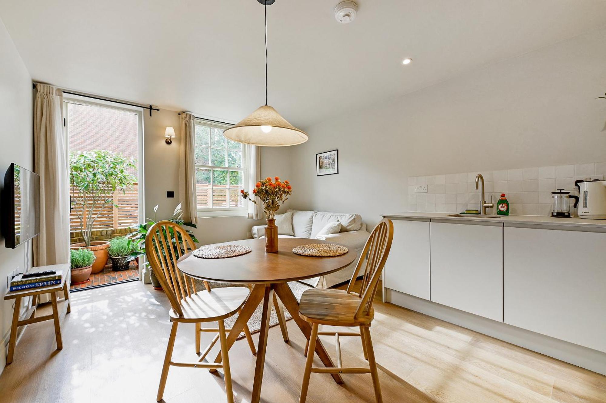 Apartment Leworth Apartments,