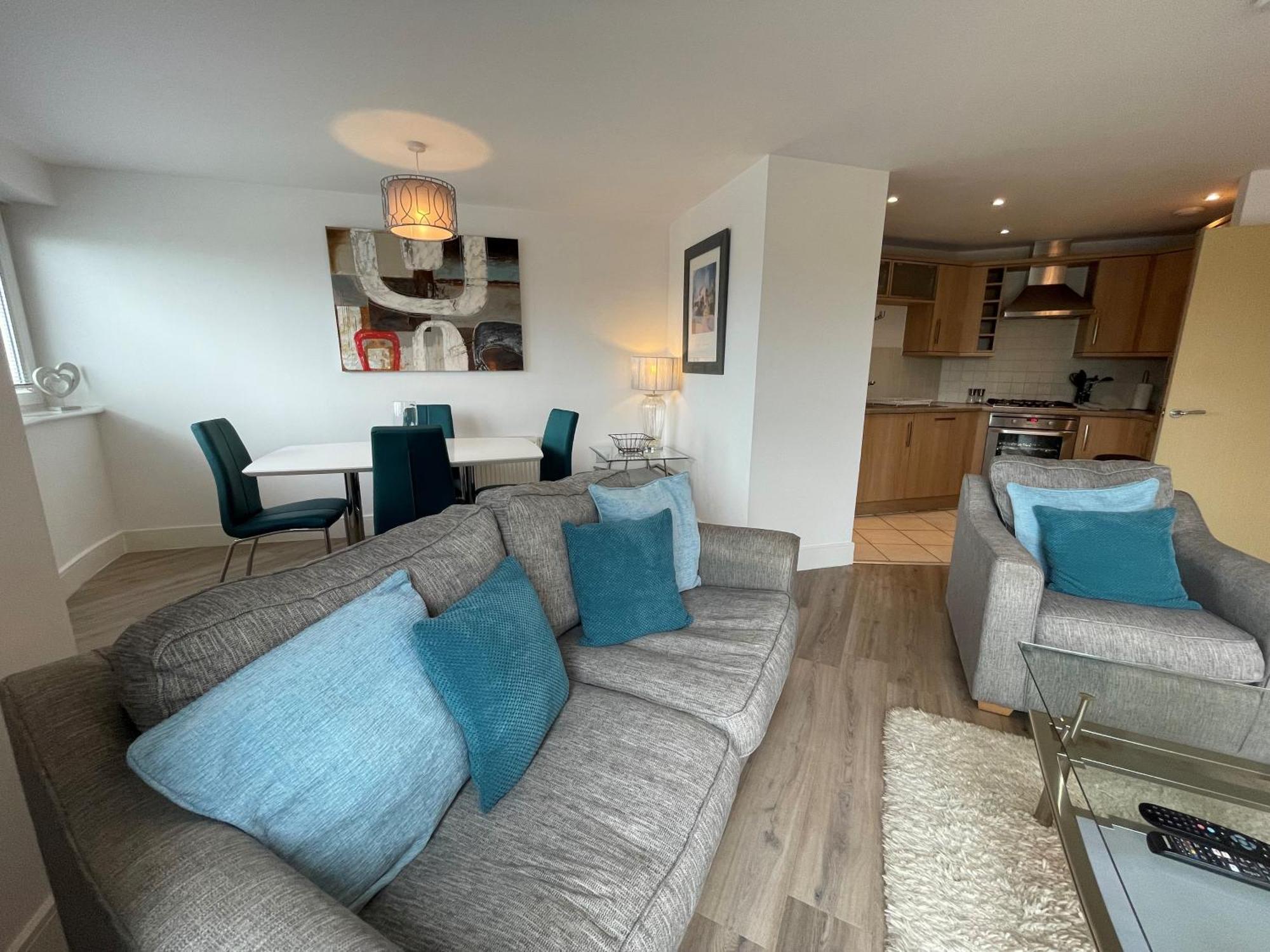Two Bed Two Bath At Pavilions By Ltd Apartment *