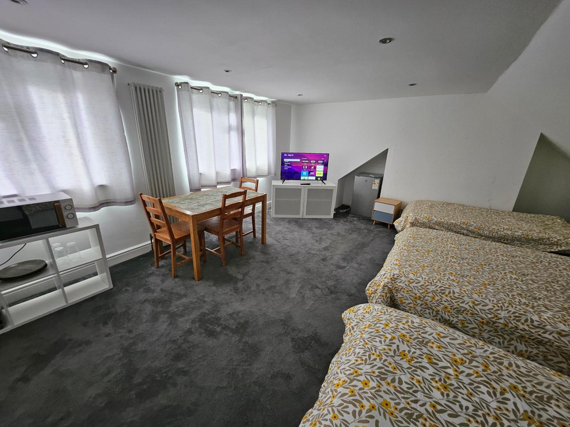 Apartment Self Contained Near Attractions! Windsor
