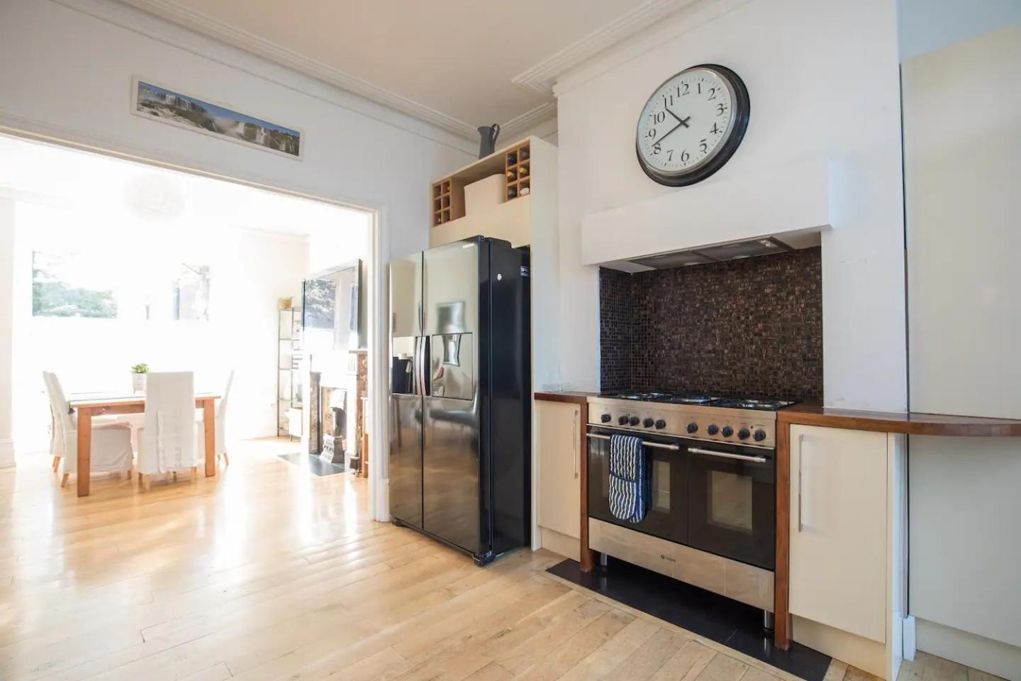 Holiday home Grand Victorian House, Parking & River Walks Windsor