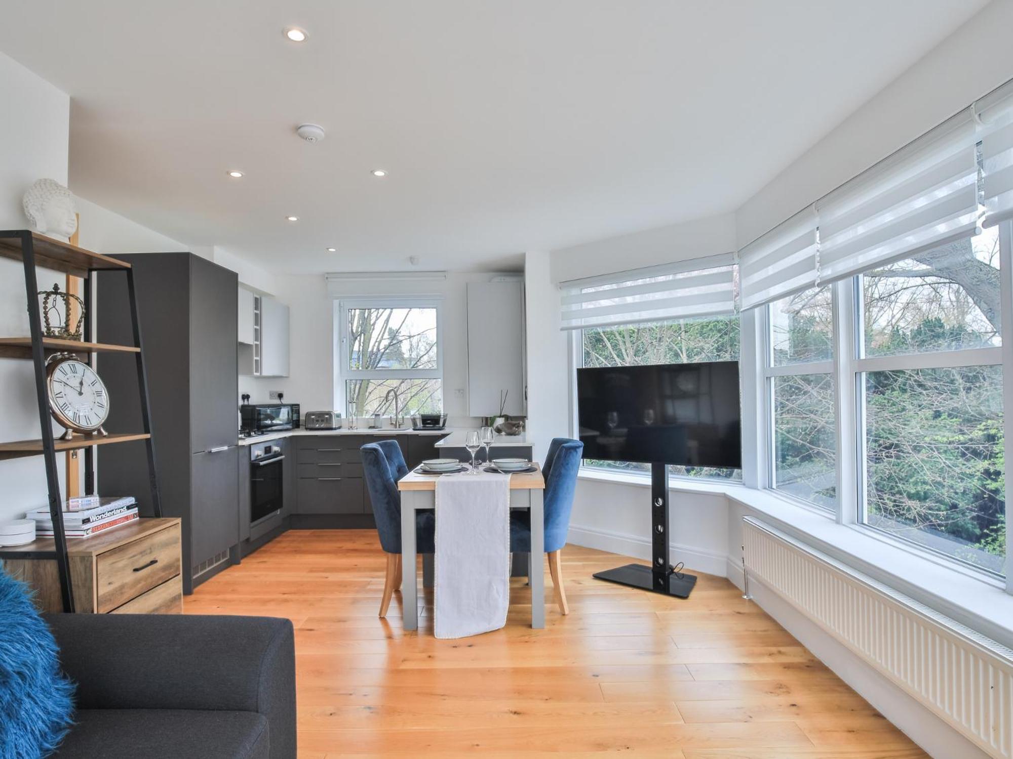 Apartment Pass The Keys Luxury 1 Bed Flat On Riverside Windsor