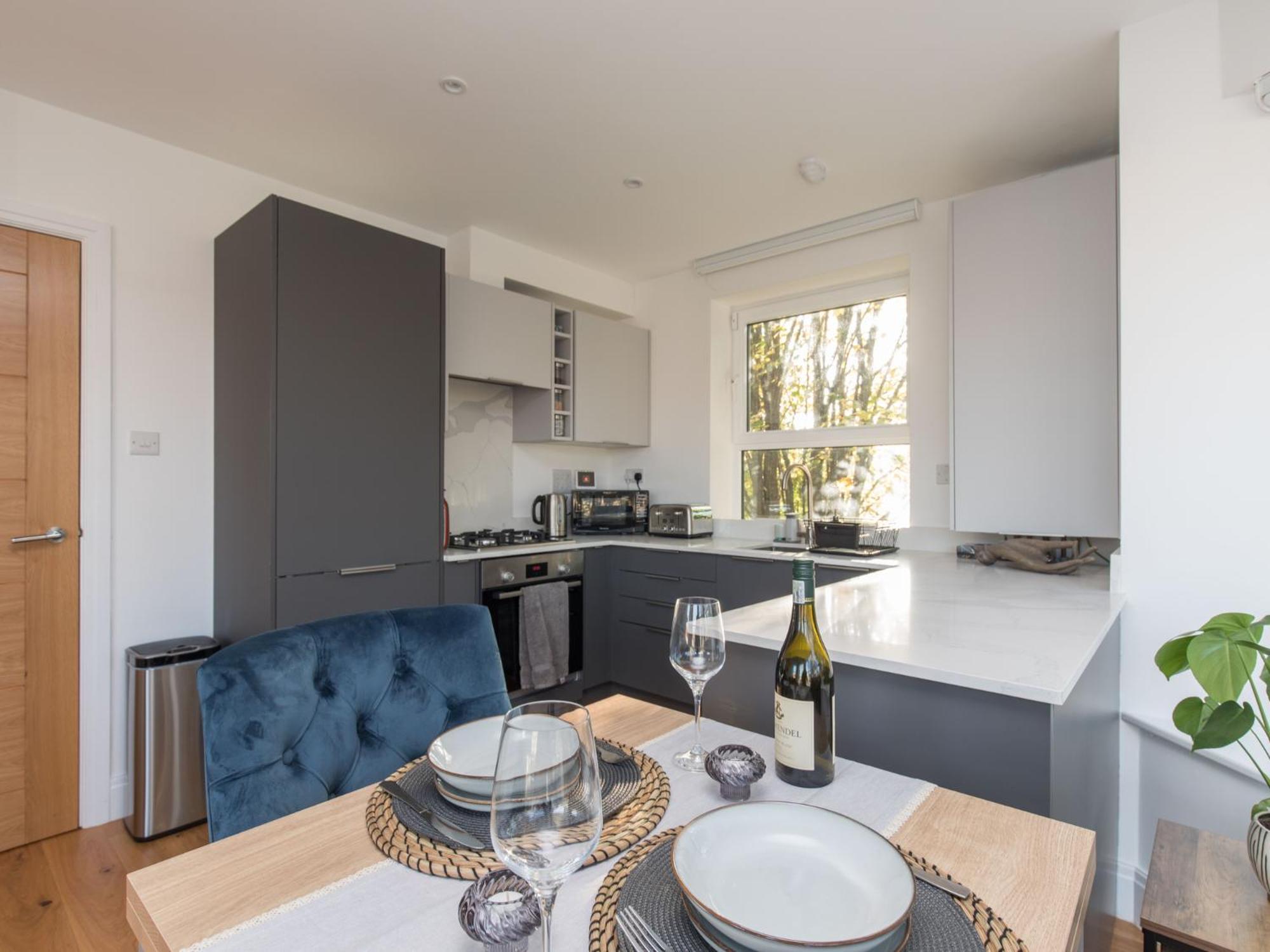 Pass The Keys Luxury 1 Bed Flat On Riverside Apartment *