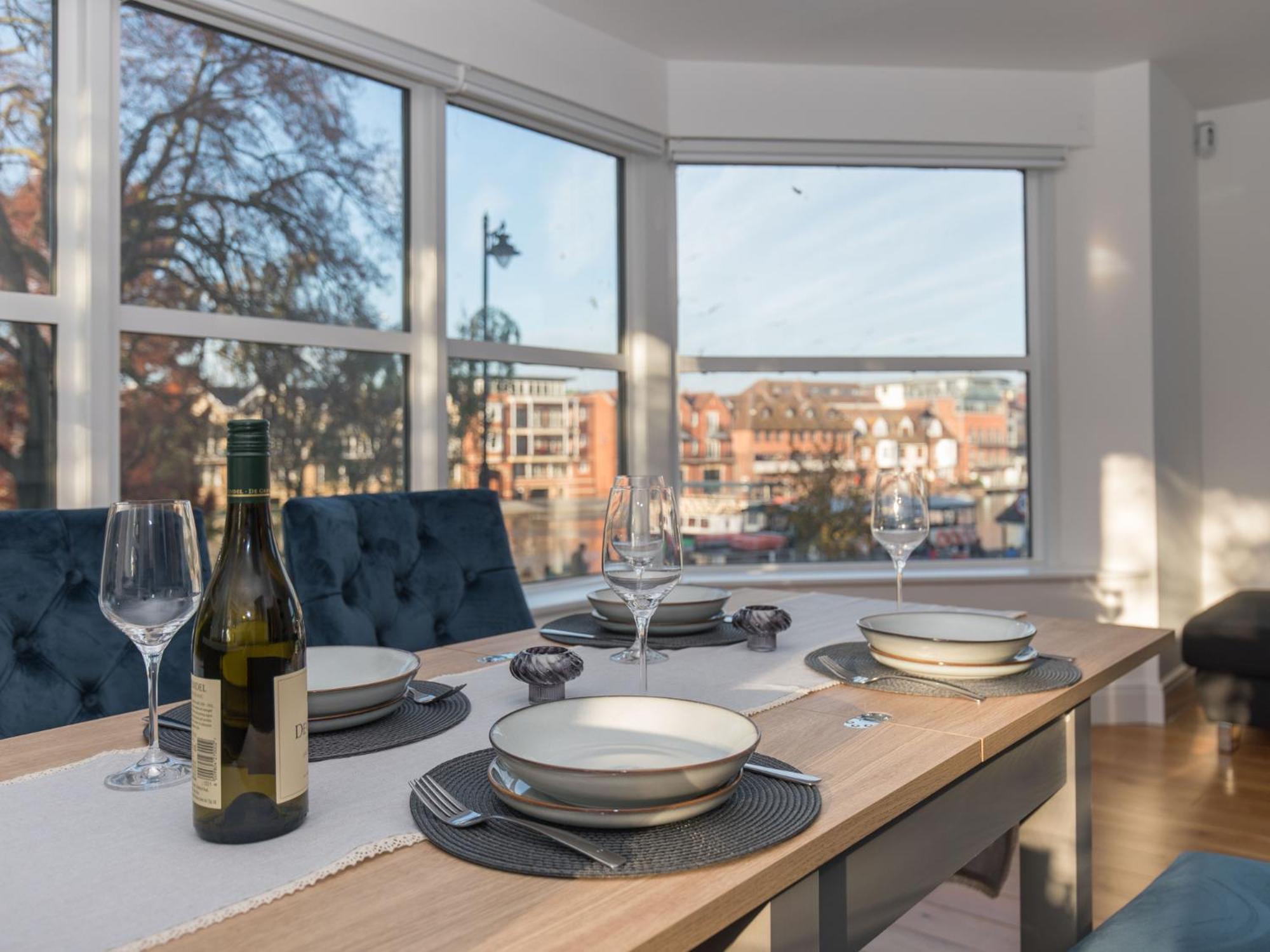 Apartment Pass The Keys Luxury 1 Bed Flat On Riverside *