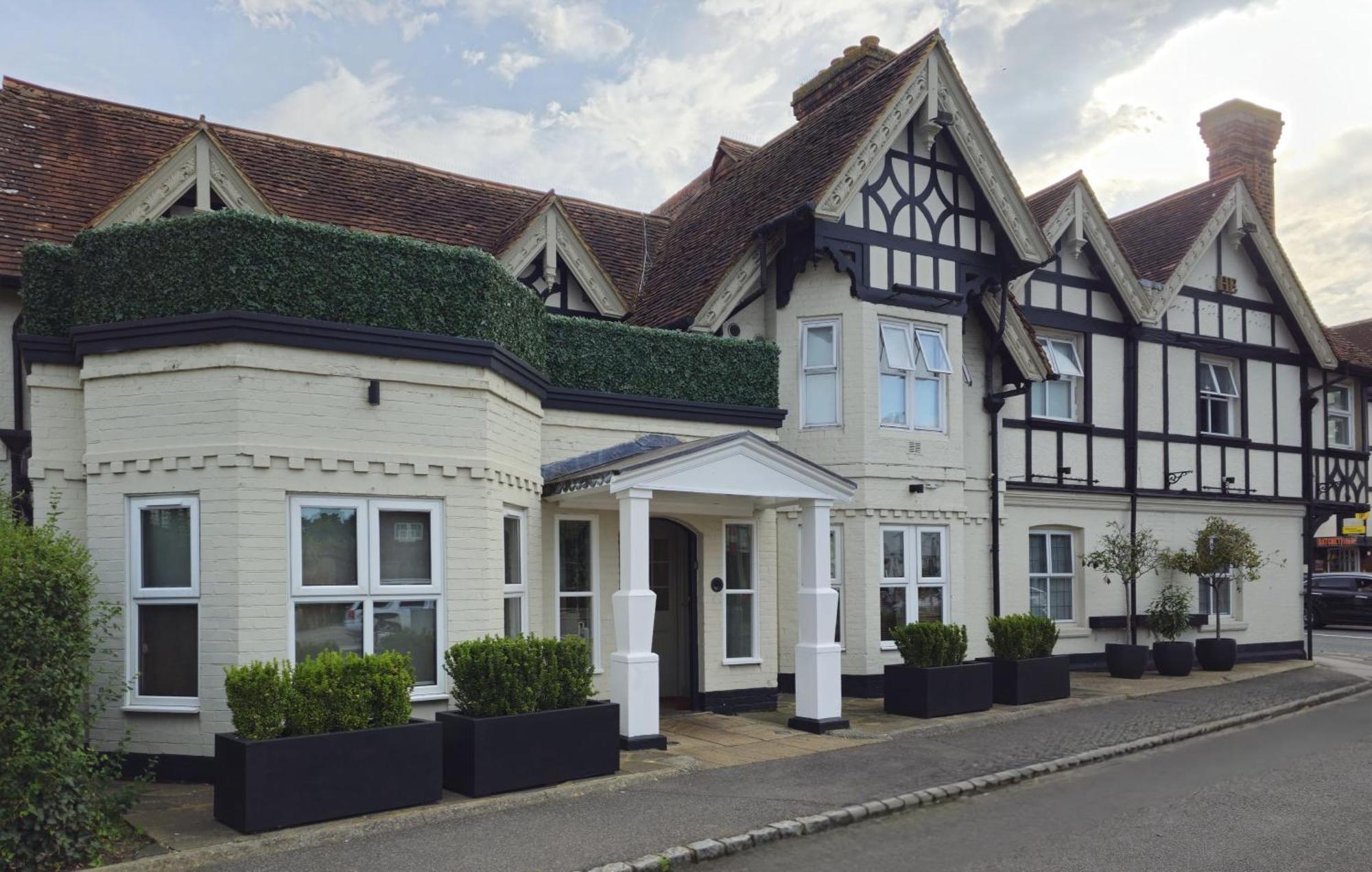 Hotel Manor - Datchet, 3*