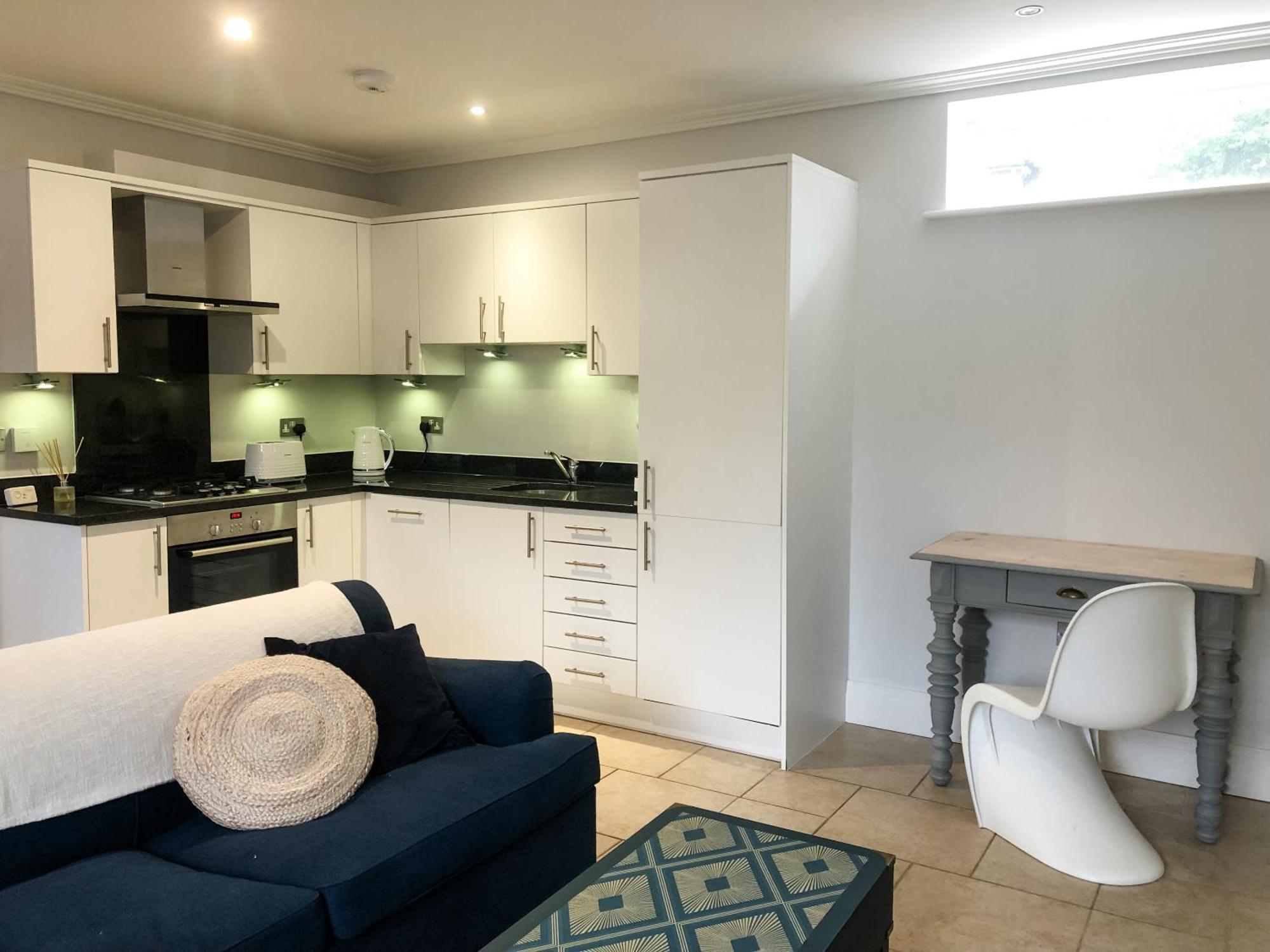 Crown Mews *