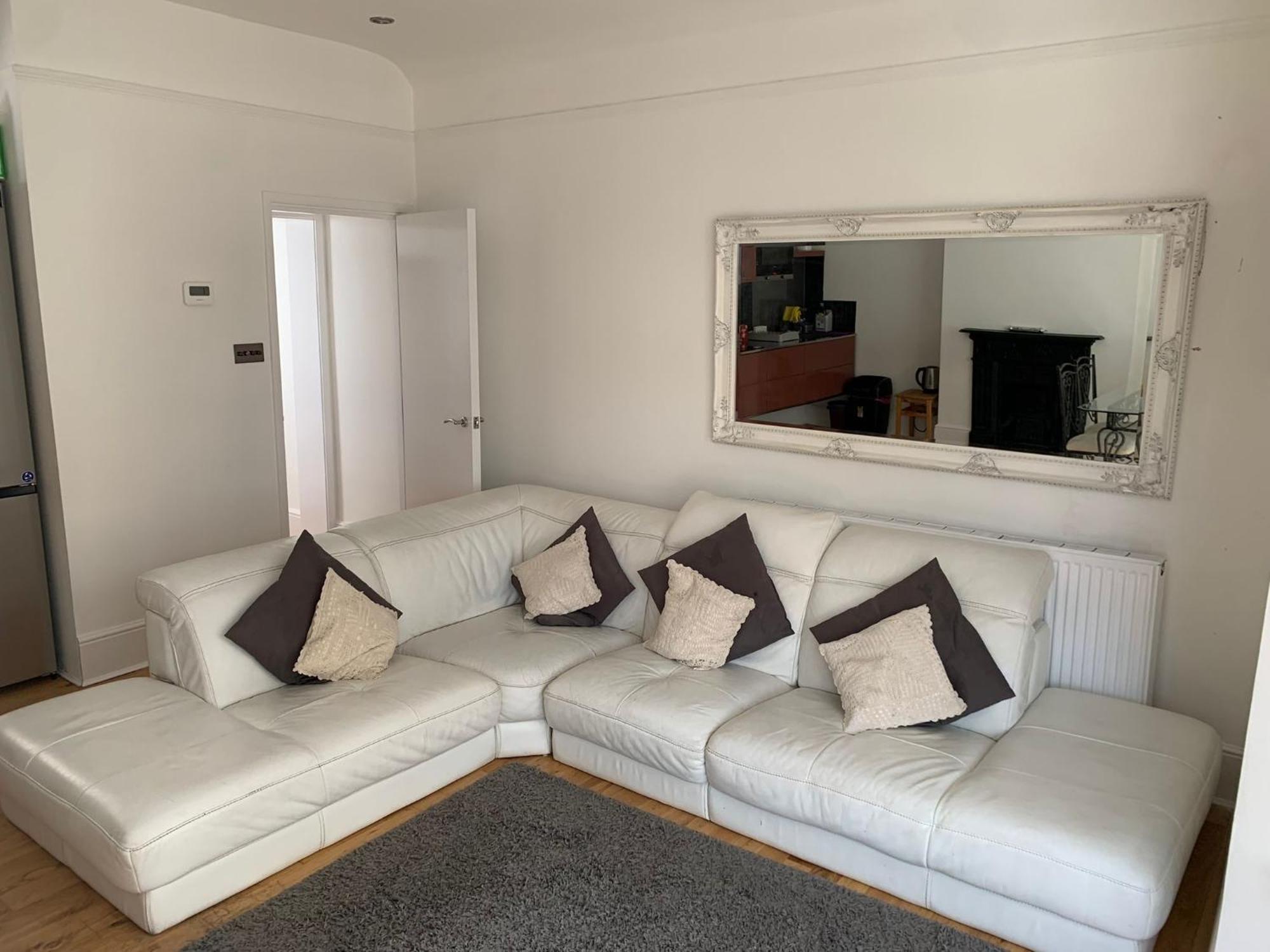 Berkshire Apartment *