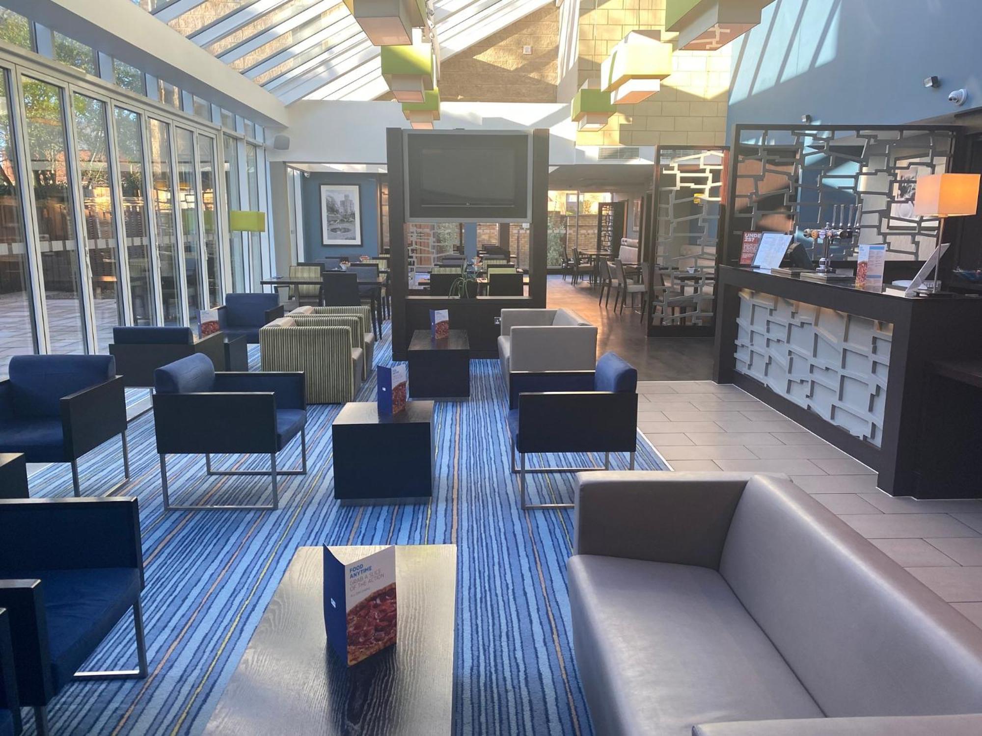 Express By Ihg 3*