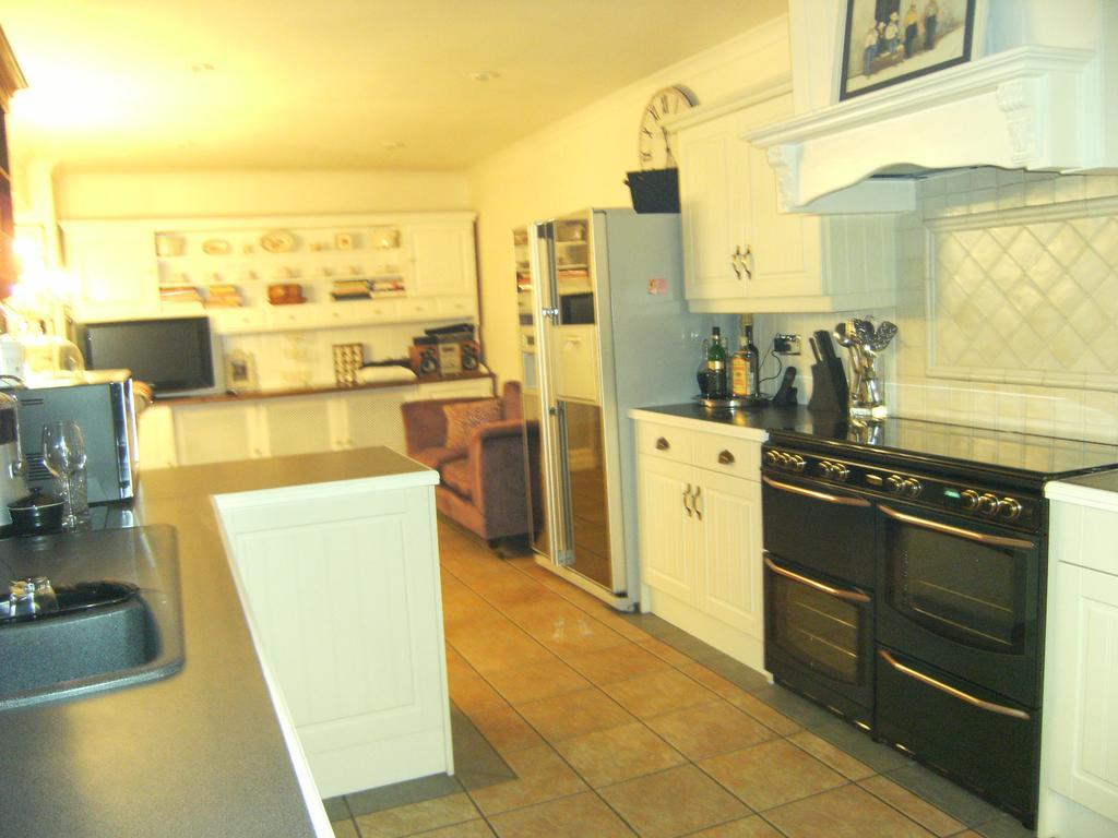 Mcmillans Bed & Breakfast Windsor