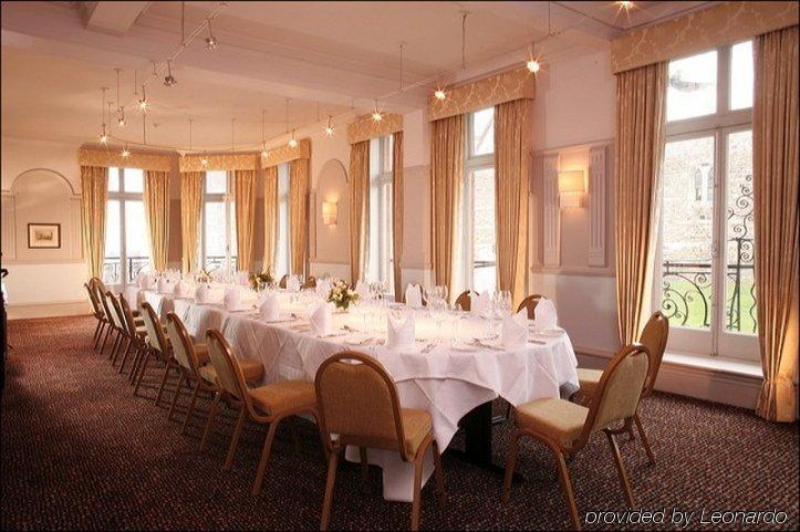 Clarion Collection Harte & Garter & 4* Windsor
