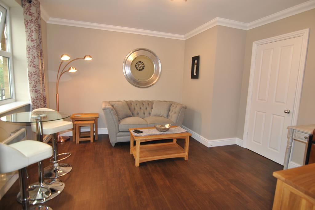 Apartment Lord Raglan House One Bedroom With Parking Windsor