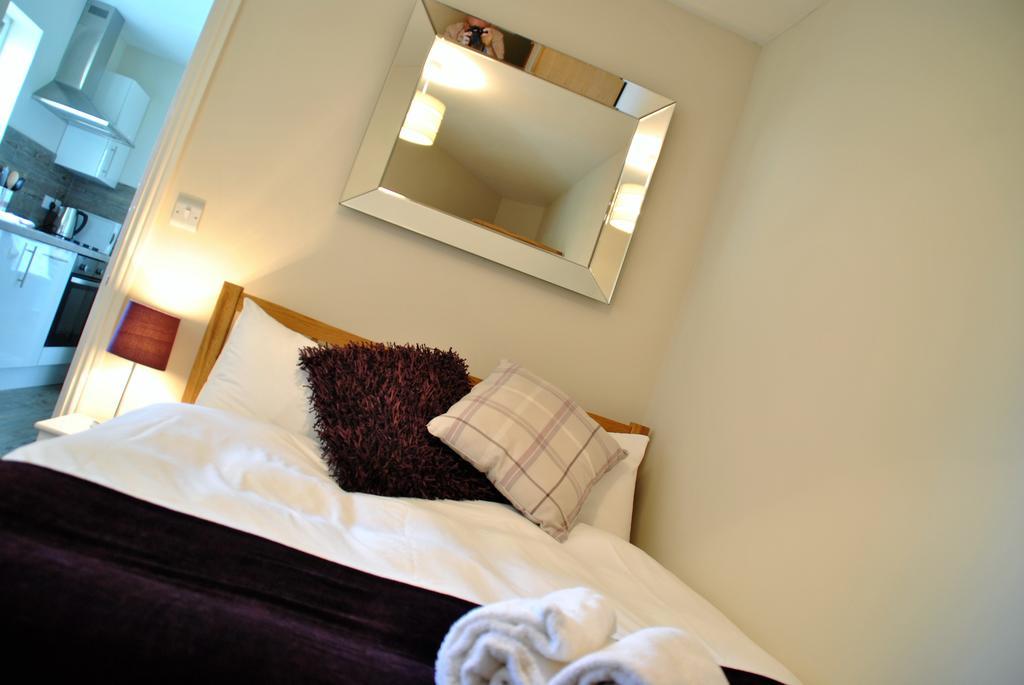Lord Raglan House One Bedroom With Parking
