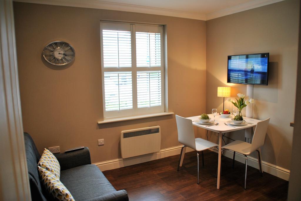 Apartment Lord Raglan House One Bedroom With Parking Windsor