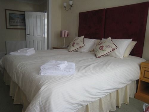 Charles House - Castle Guest house
