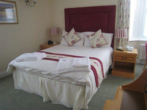 Charles House - Castle Guest house 4*