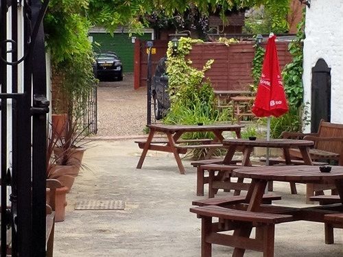 Hotel The Crown And Cushion Windsor