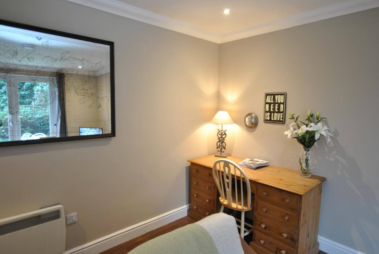 Lord Raglan House One Bedroom With Parking Windsor