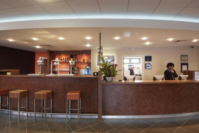 Express By Ihg Hotel Windsor