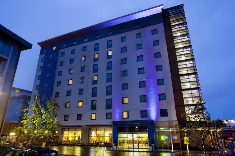 Express By Ihg Hotel 3*