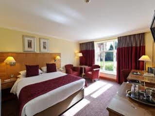 Savill Court 4*
