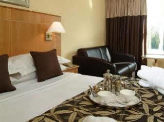 Savill Court 4*