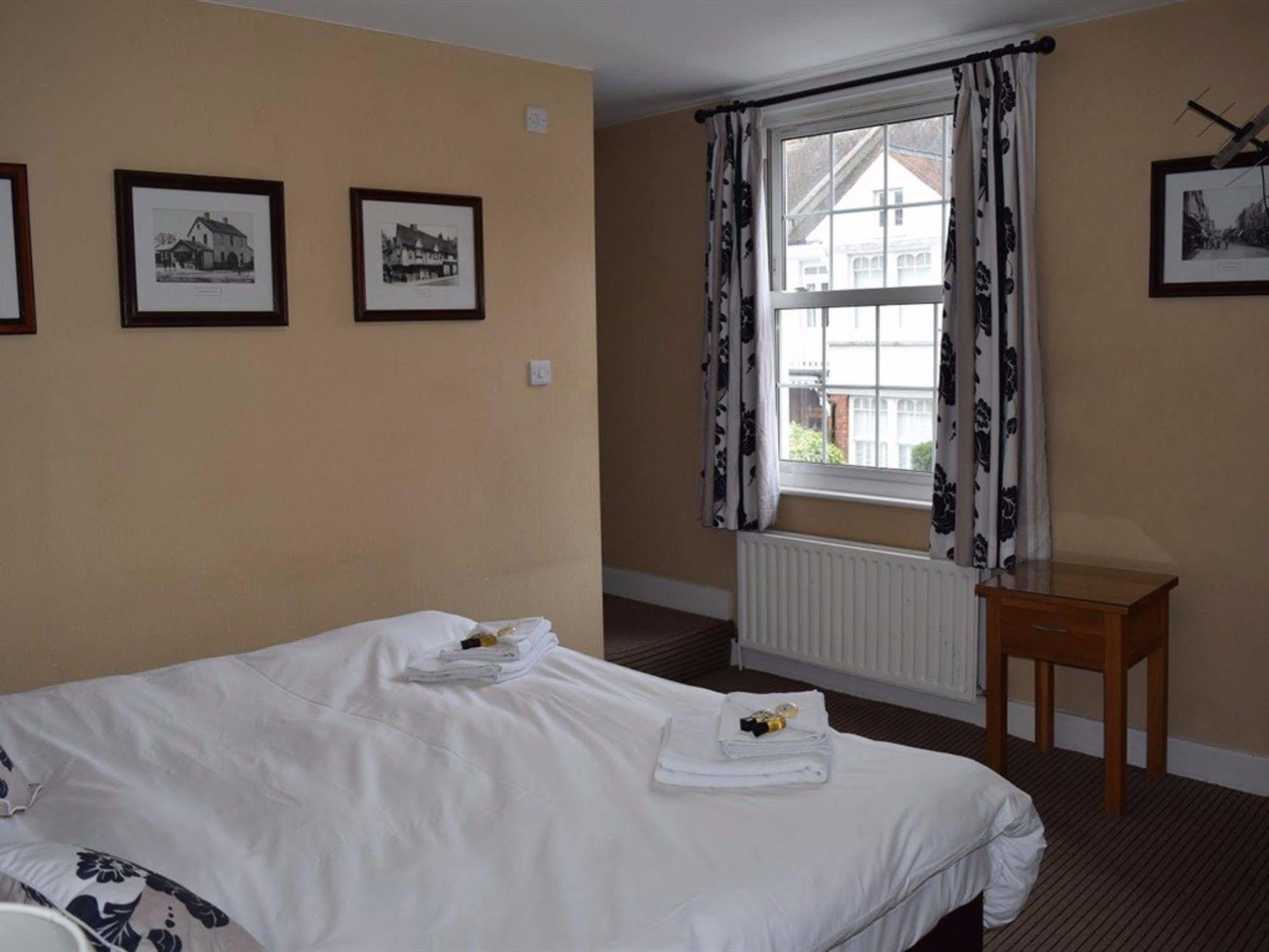 The Trooper Pub & Inn 3*