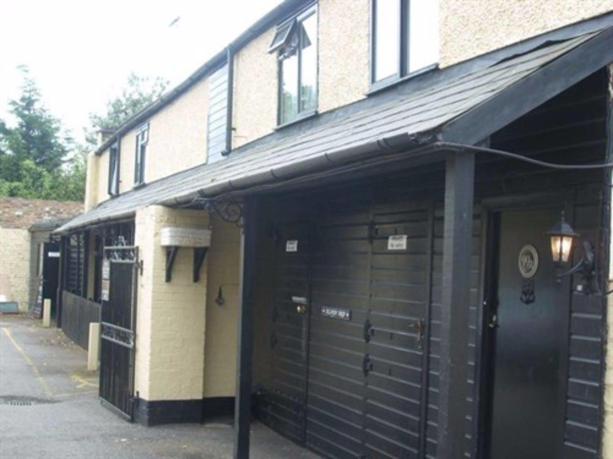 Inn The Trooper Pub & 3*