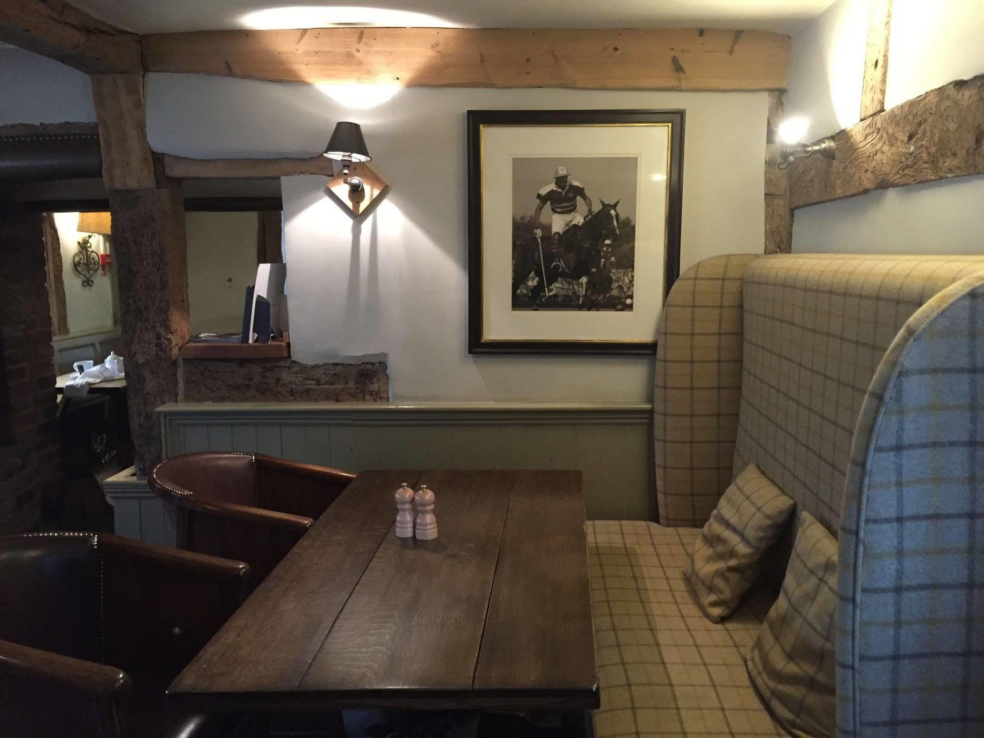 Inn The Winning Post Windsor