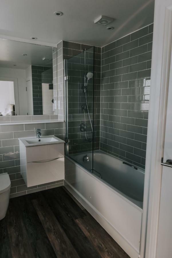 Apartment Cavendish House With Secure, Allocated Parking, 2 Mins Walk From Castle *