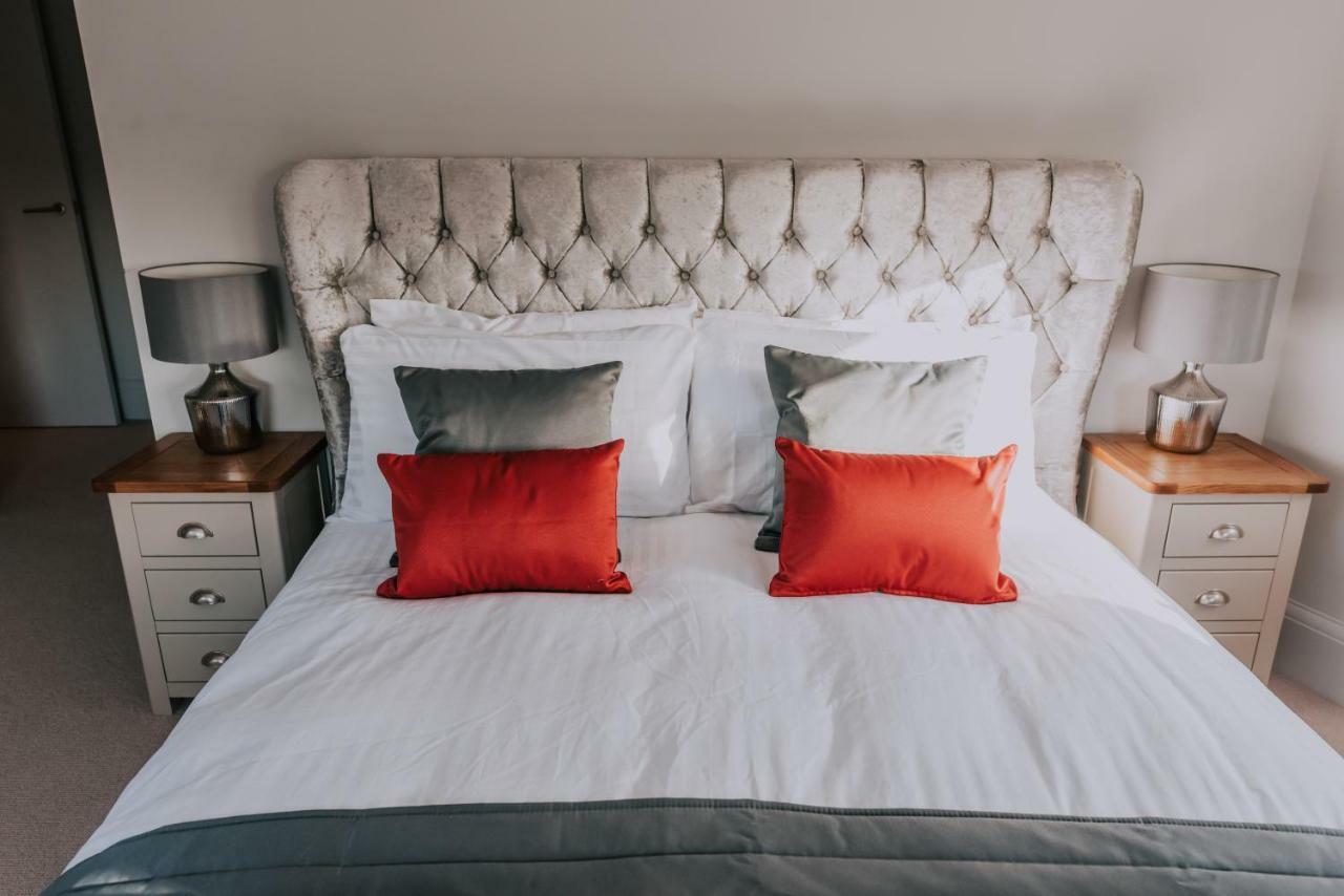 Cavendish House With Secure, Allocated Parking, 2 Mins Walk From Castle Apartment