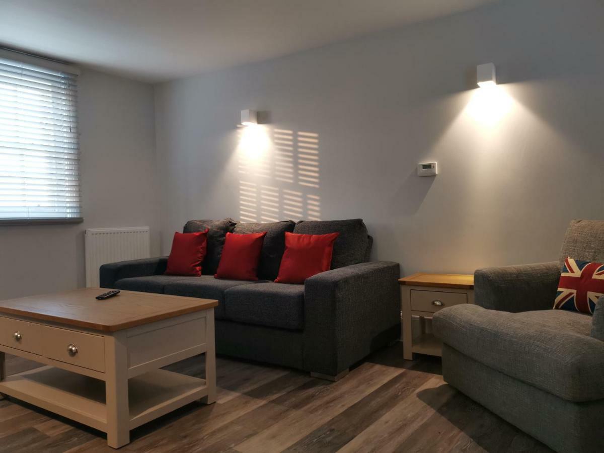 Cavendish House With Secure, Allocated Parking, 2 Mins Walk From Castle