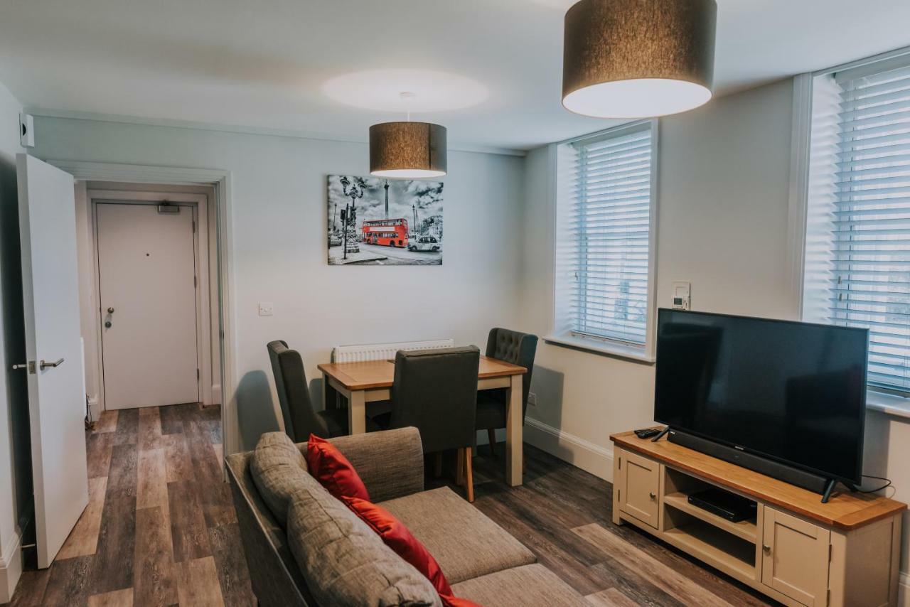 Cavendish House With Secure, Allocated Parking, 2 Mins Walk From Castle *