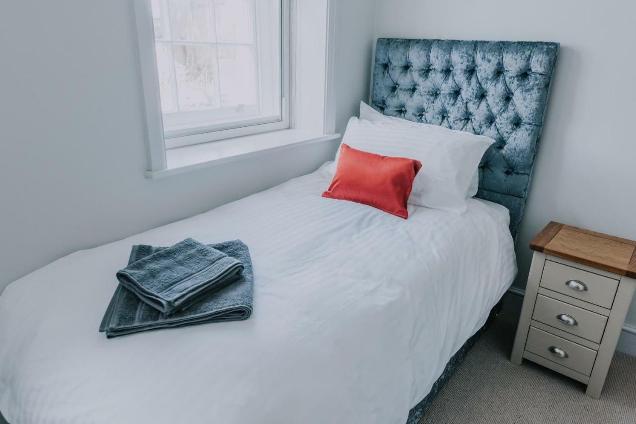 Cavendish House With Secure, Allocated Parking, 2 Mins Walk From Castle *