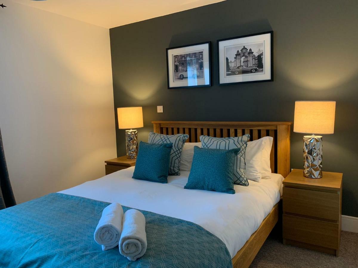 Two Bed Two Bath At Pavilions By Ltd Windsor