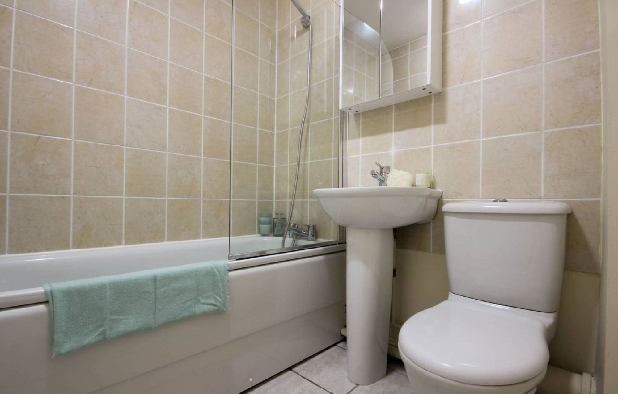 Apartment Berkshire - *