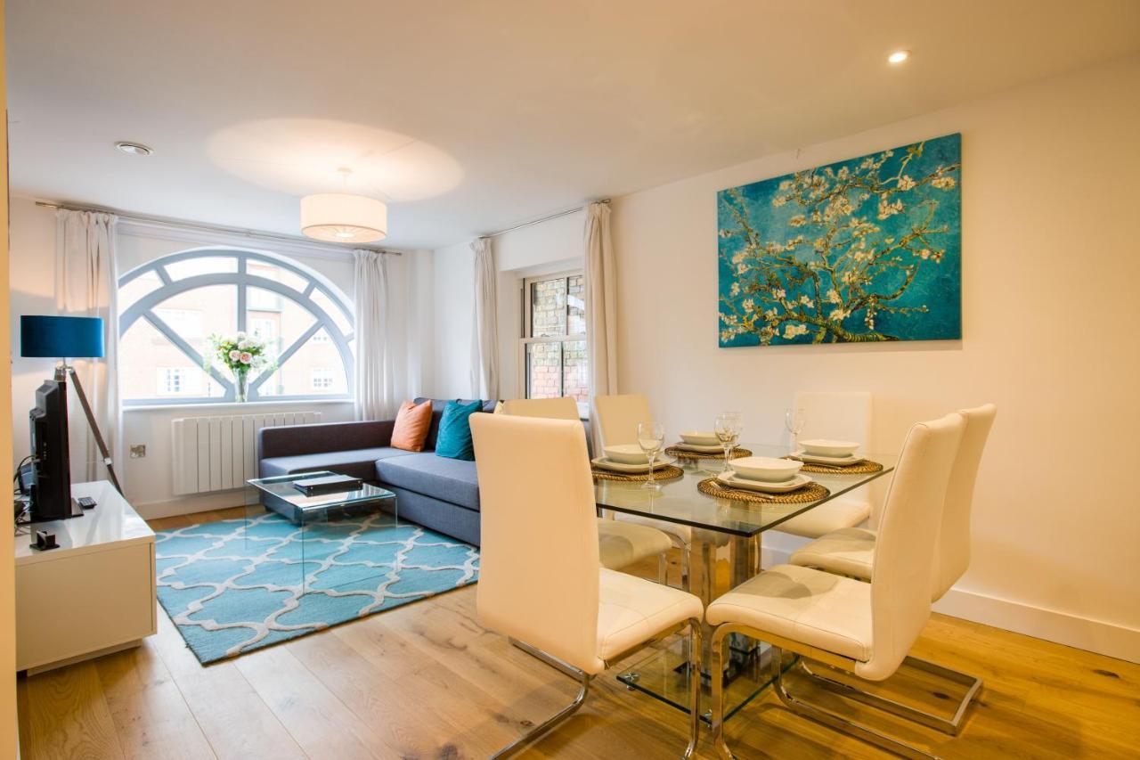 Urban Living's ~ King Edward Luxury In The Heart Of Apartment Windsor