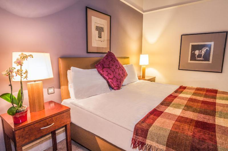 The Christopher Hotel, Eton Hotel 3*