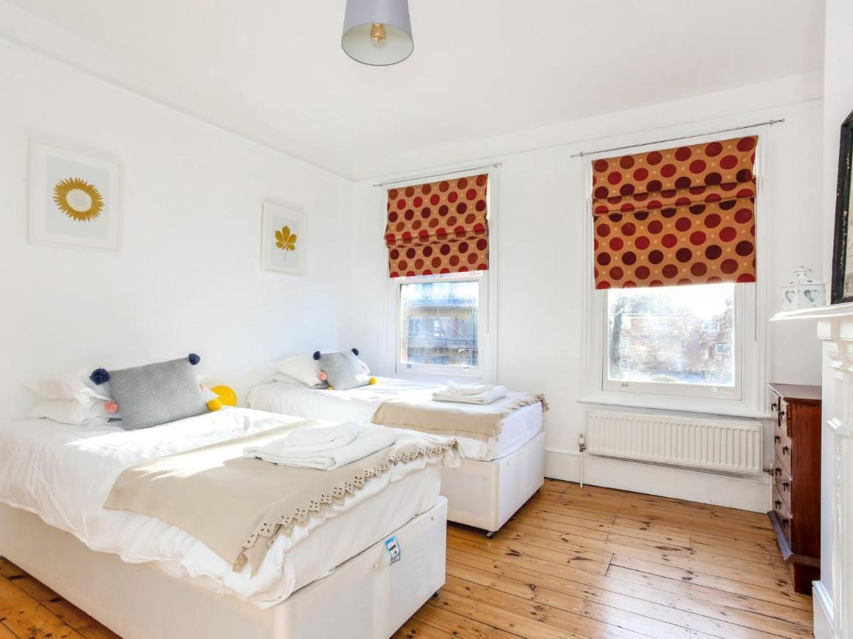 Grand Victorian House, Parking & River Walks Holiday home *