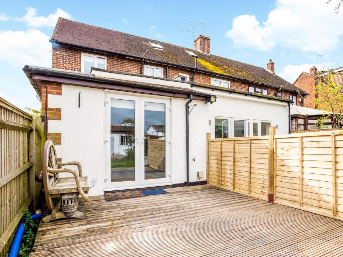 Fabulous 6 Sleeper! Great Location! *