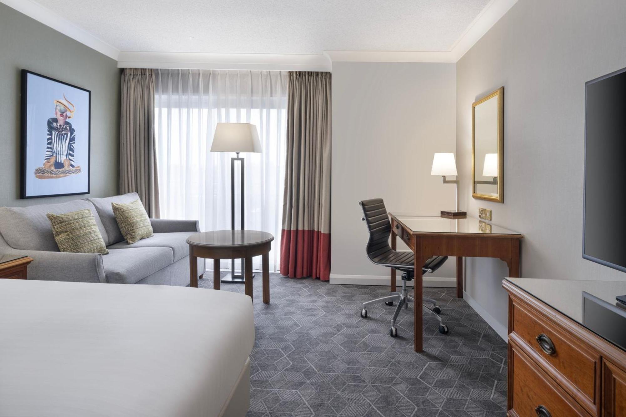 Delta By Marriott Heathrow Hotel 4*